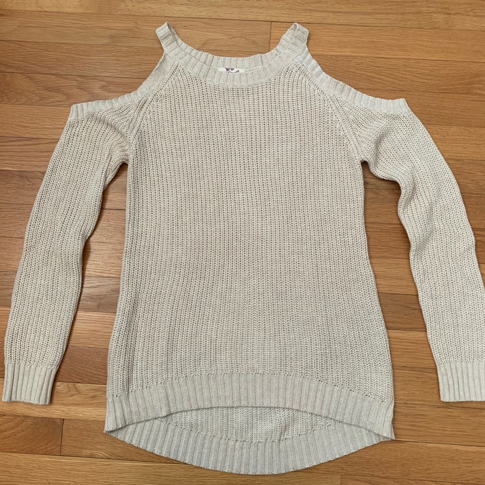 Beige high-low cold shoulder sweater